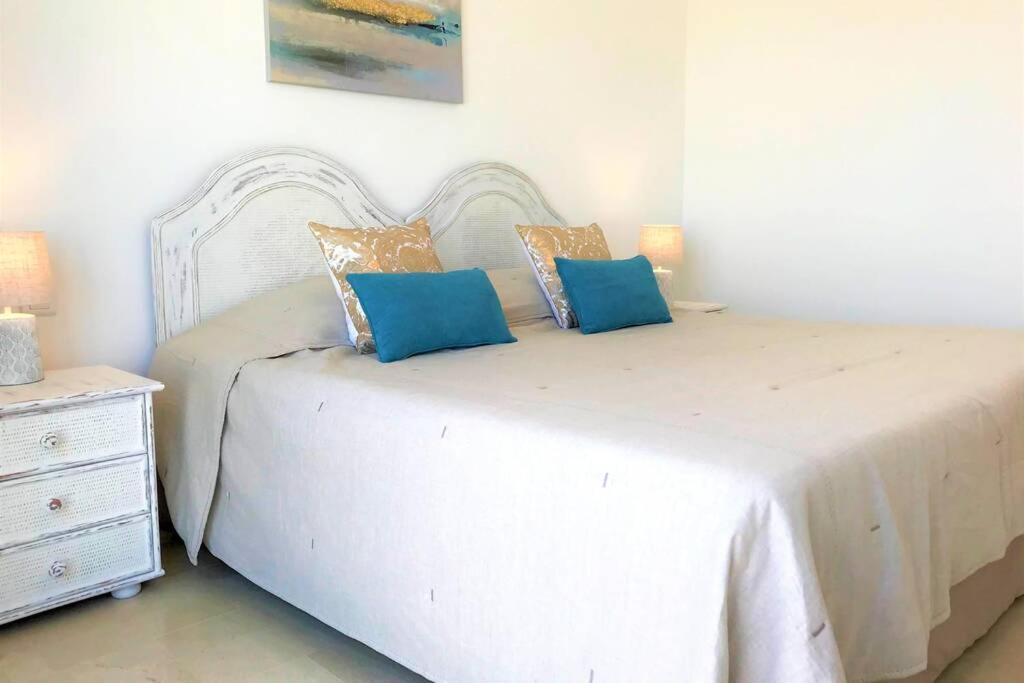 אסטפונה Penthouse Bermuda Beach 2 מראה חיצוני תמונה